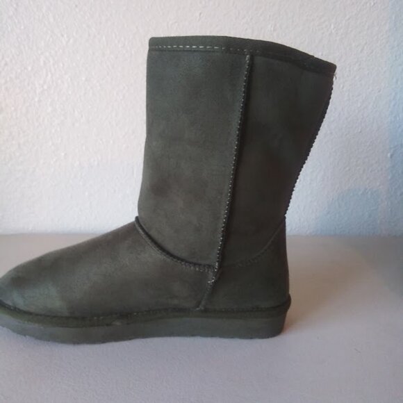 Arizona Starling women's size 7 green flat heel boots - Picture 6 of 14